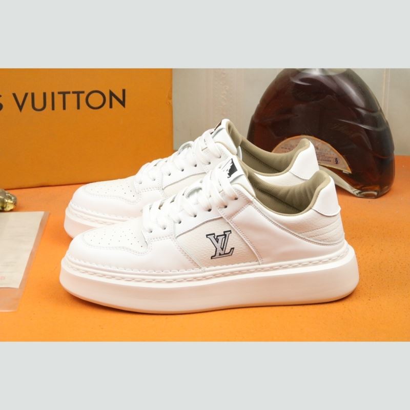 l**is V*t*n sneakers